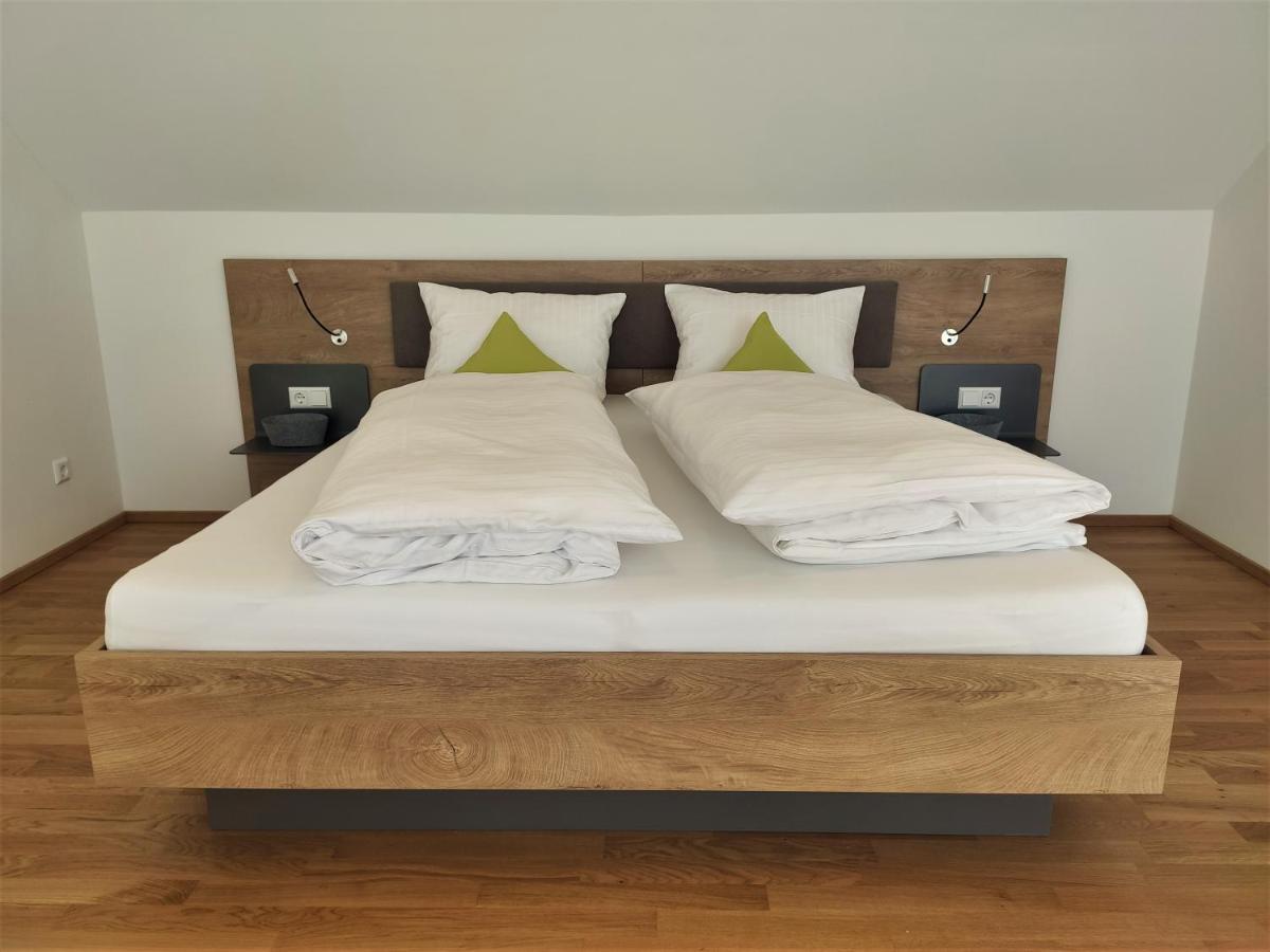 Hecklers Seepanorama Appartements ユーバーリンゲン エクステリア 写真